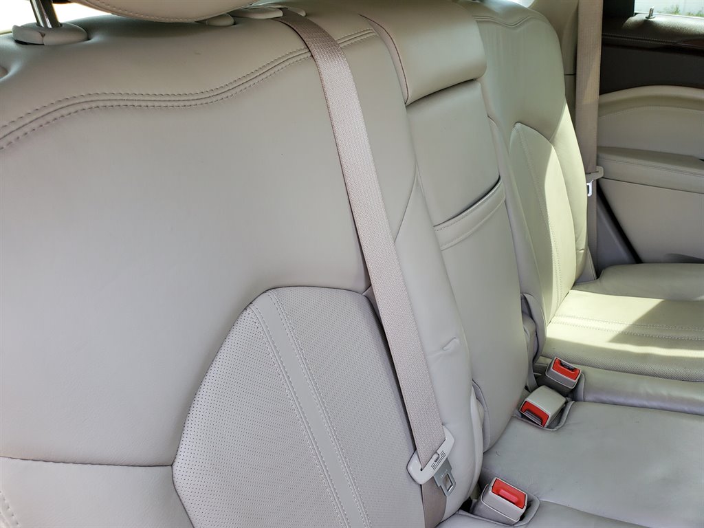 2015 Cadillac SRX Premium photo