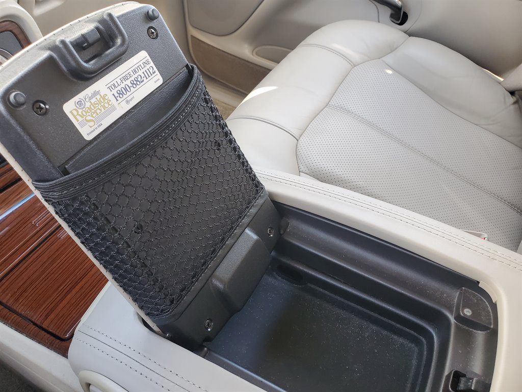 2002 Cadillac Escalade photo