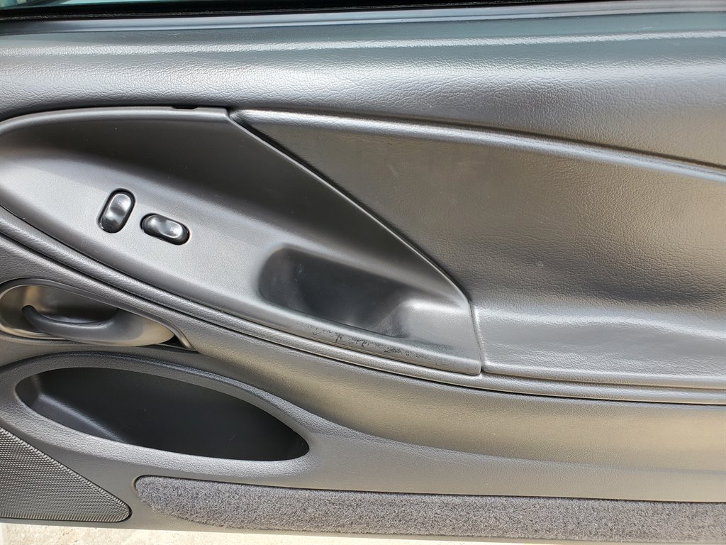 2000 Ford Mustang GT photo