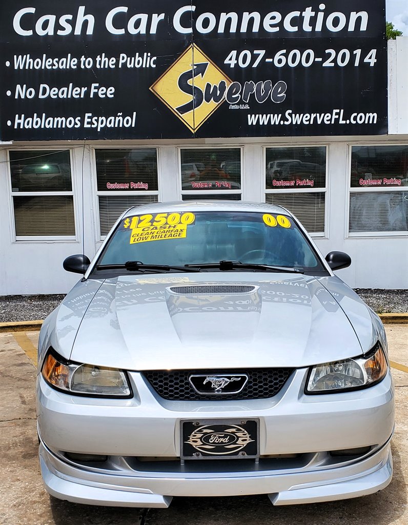 2000 Ford Mustang GT photo