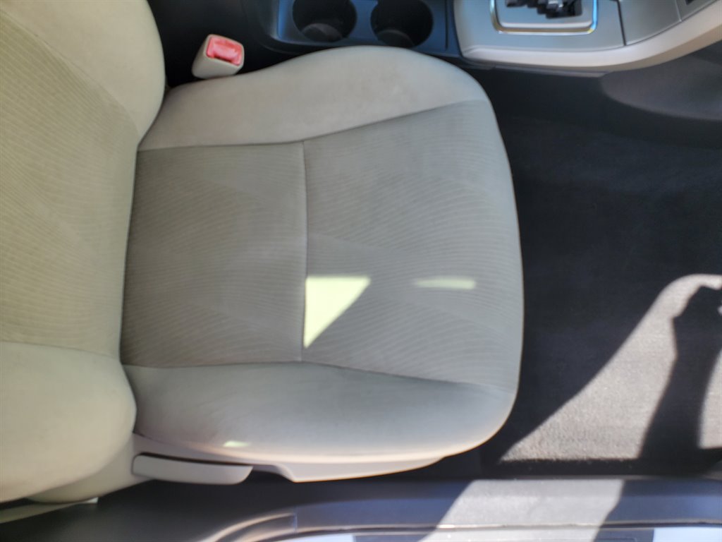 2013 Toyota Corolla L photo