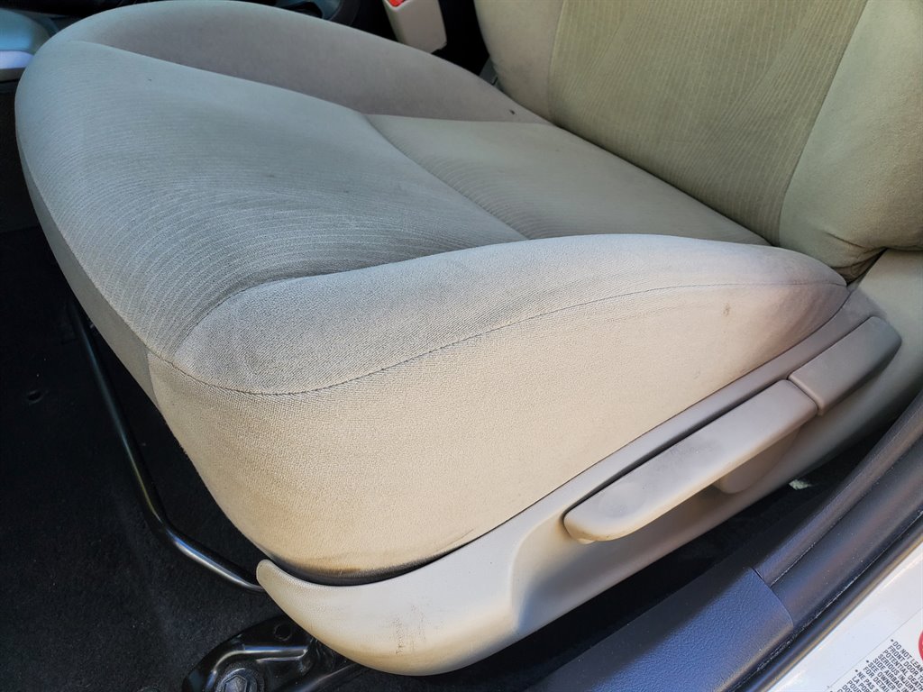 2013 Toyota Corolla L photo