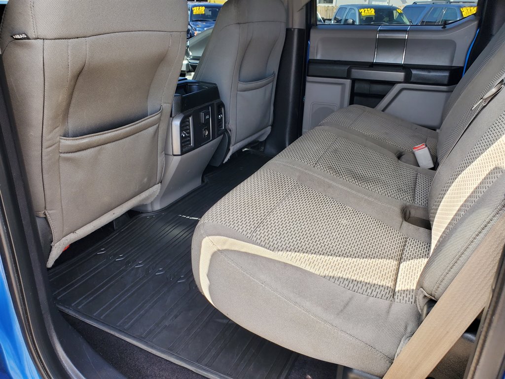 2015 Ford F150 XLT photo
