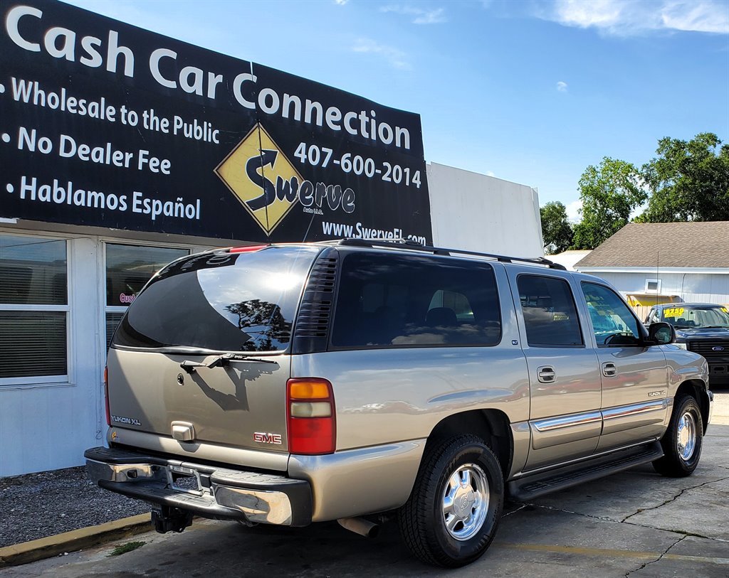 2003 GMC Yukon XL 1500 photo