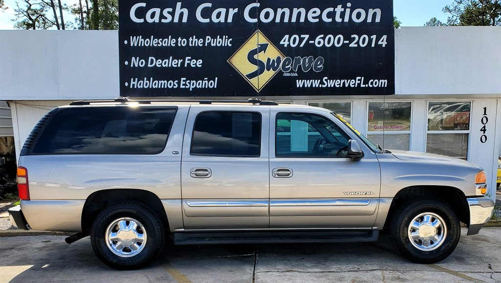 2003 GMC Yukon XL 1500 photo