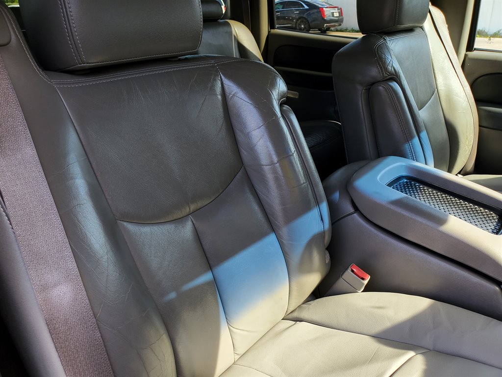 2003 GMC Yukon XL 1500 photo