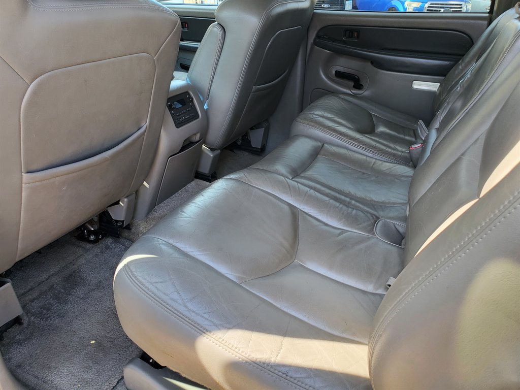 2003 GMC Yukon XL 1500 photo