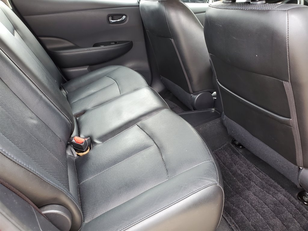 2014 Nissan LEAF S photo