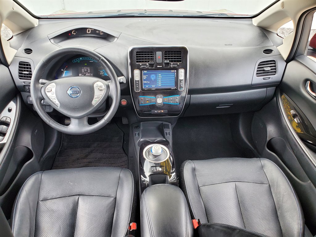 2014 Nissan LEAF S photo