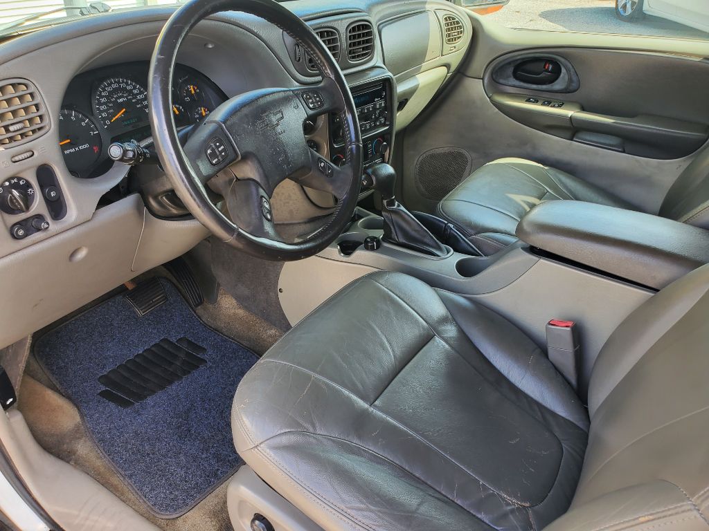 2004 Chevrolet Blazer - $3,750