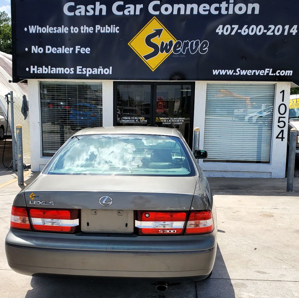 2001 Lexus ES - $4,750