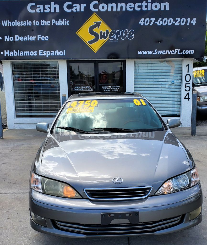2001 Lexus ES - $4,750