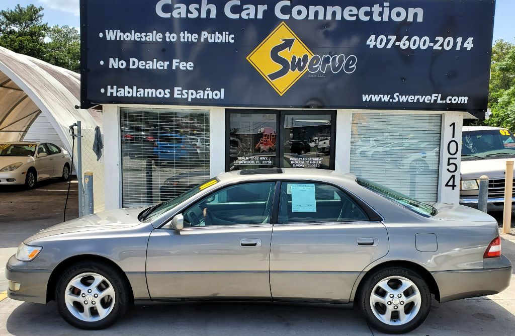 2001 Lexus ES - $4,750