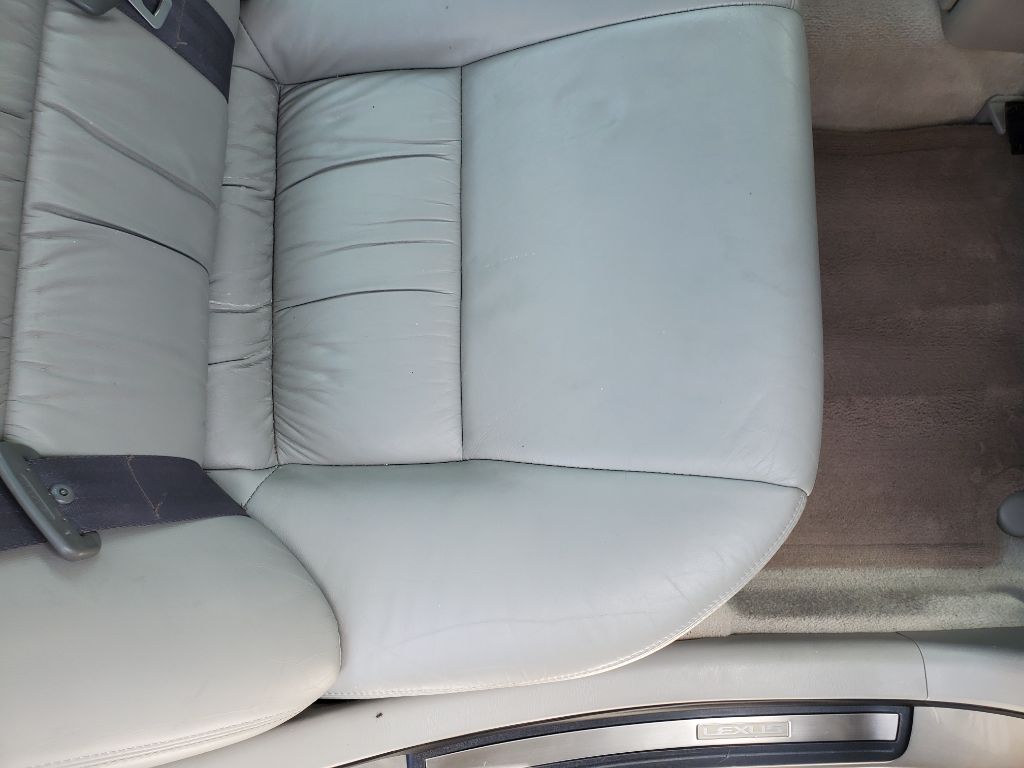 2001 Lexus ES - $4,750