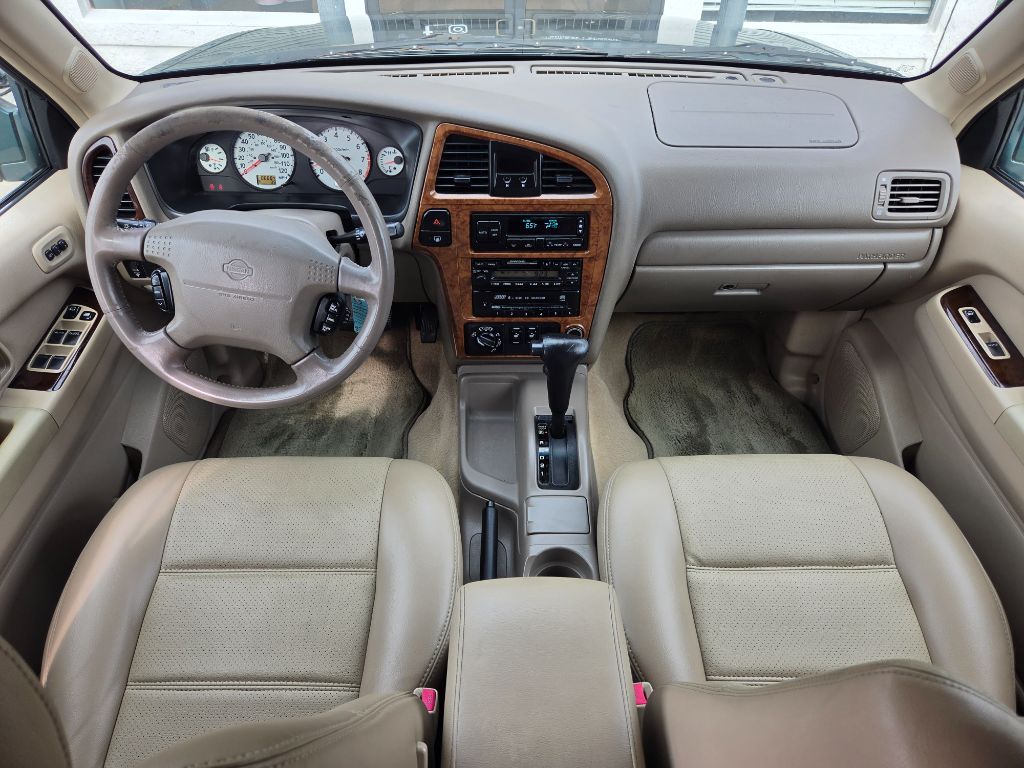 2001 Nissan Pathfinder - $6,750