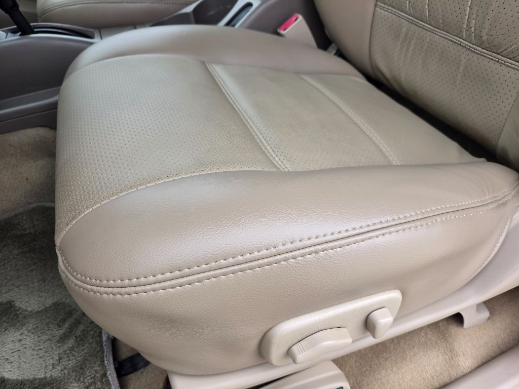 2001 Nissan Pathfinder - $6,750