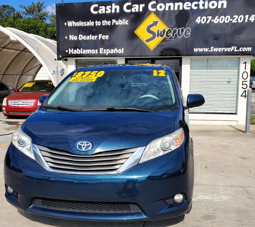 2012 Toyota Sienna - $8,750