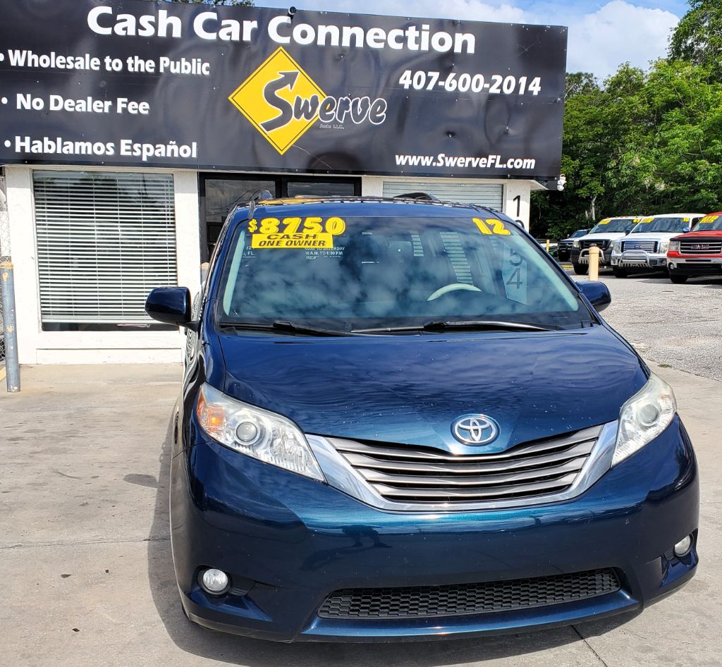2012 Toyota Sienna - $8,750