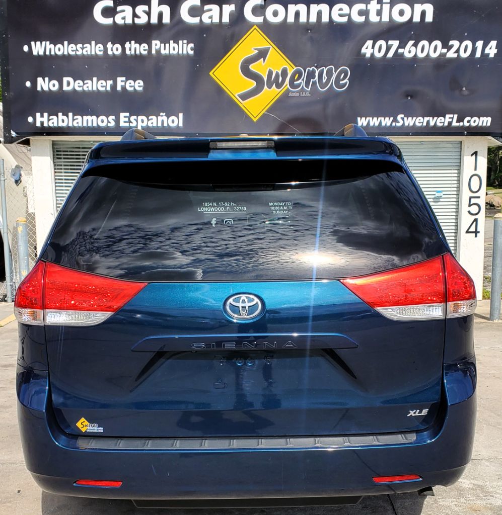 2012 Toyota Sienna - $8,750