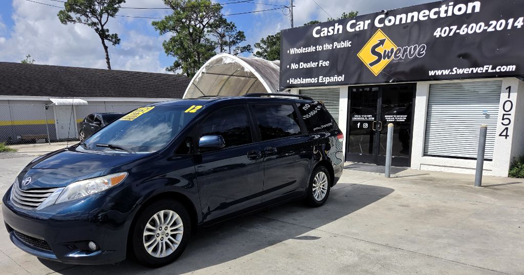 2012 Toyota Sienna - $7,750