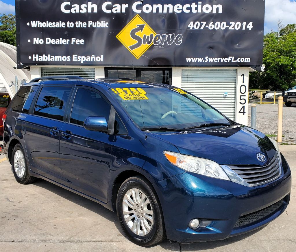 2012 Toyota Sienna - $8,750