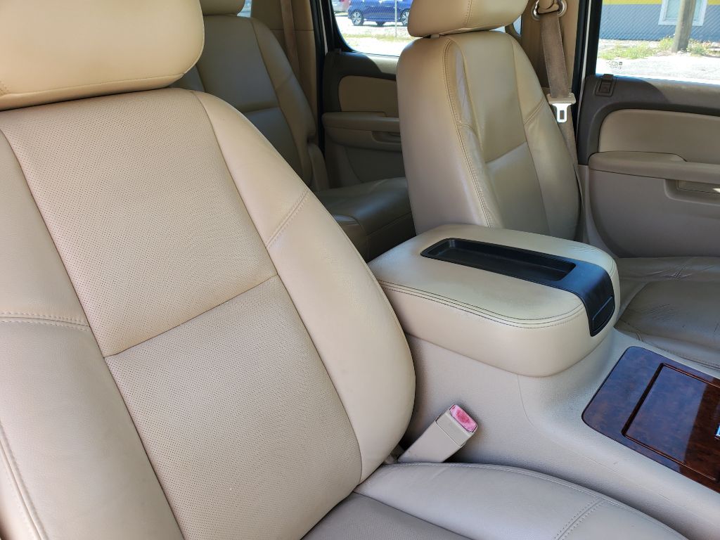 2012 Chevrolet Suburban - $6,750