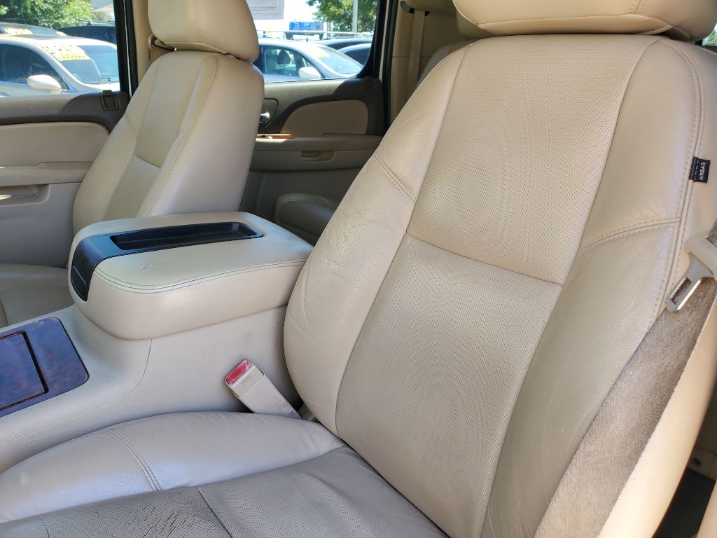 2012 Chevrolet Suburban - $6,750