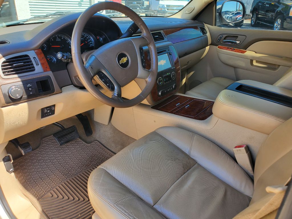 2012 Chevrolet Suburban - $6,750