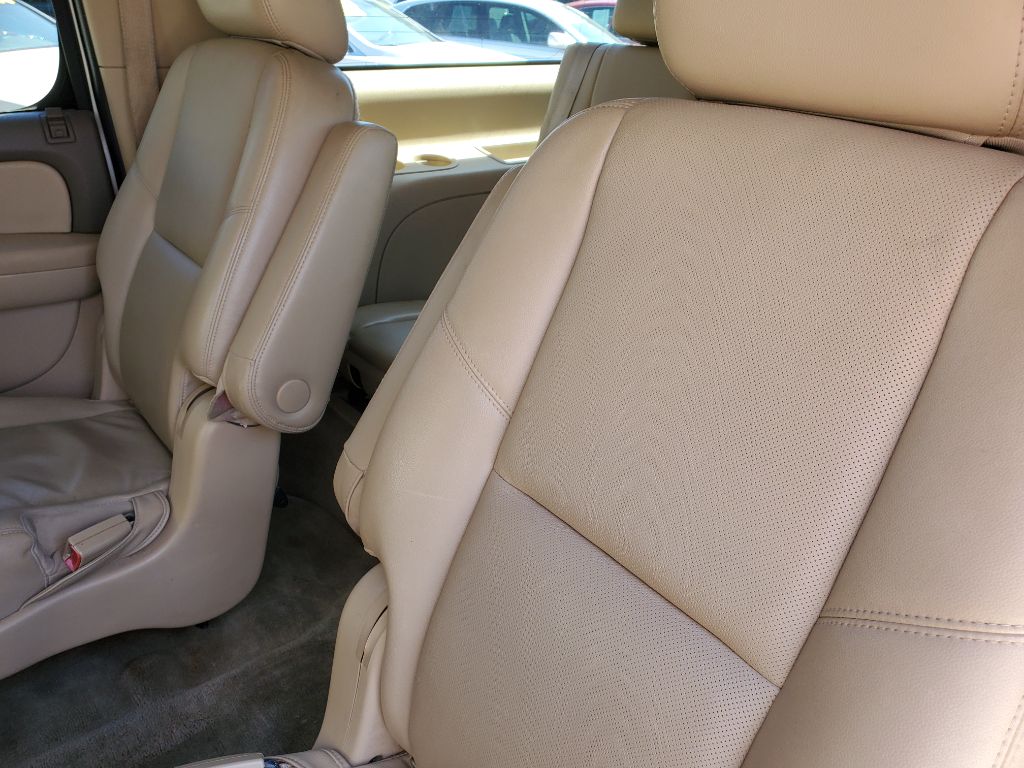 2012 Chevrolet Suburban - $6,750