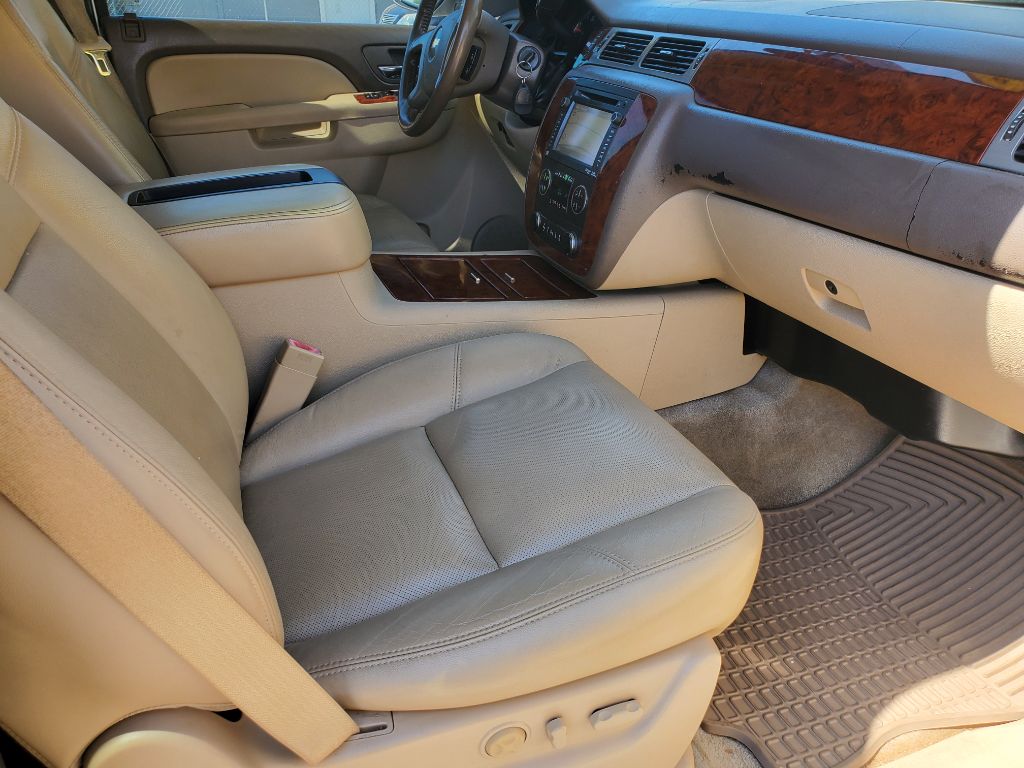 2012 Chevrolet Suburban - $6,750