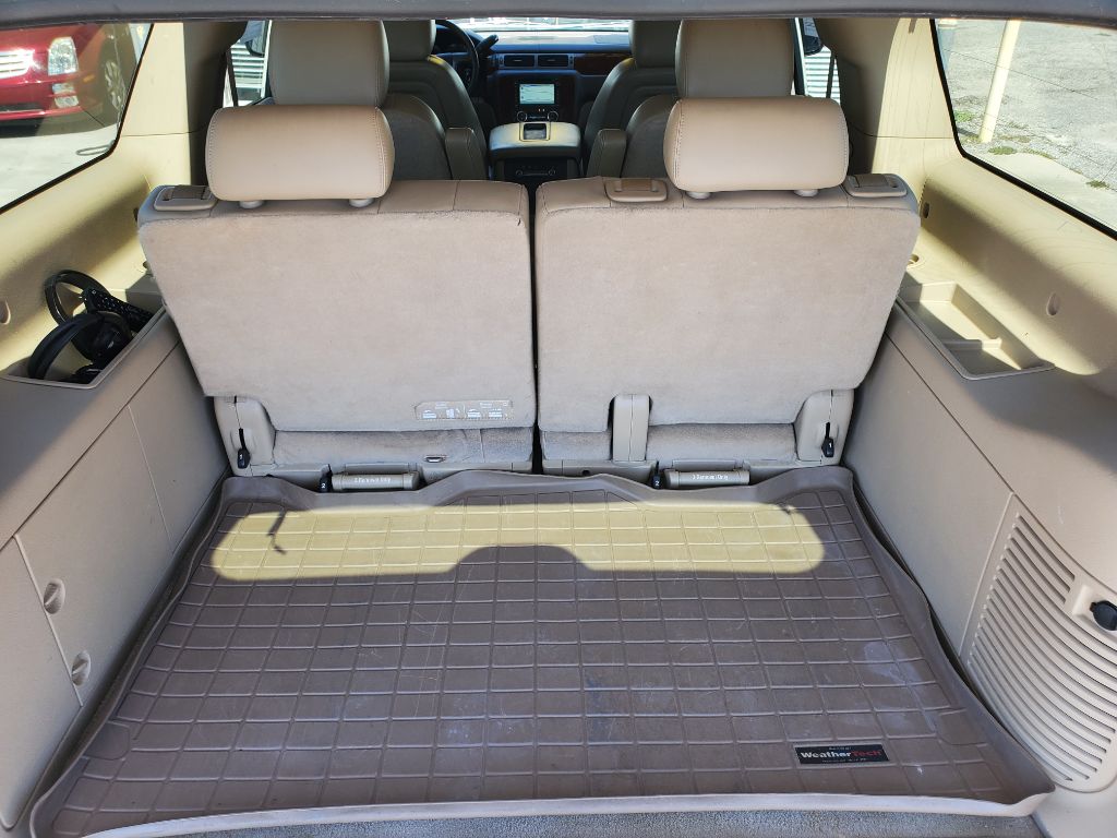2012 Chevrolet Suburban - $6,750