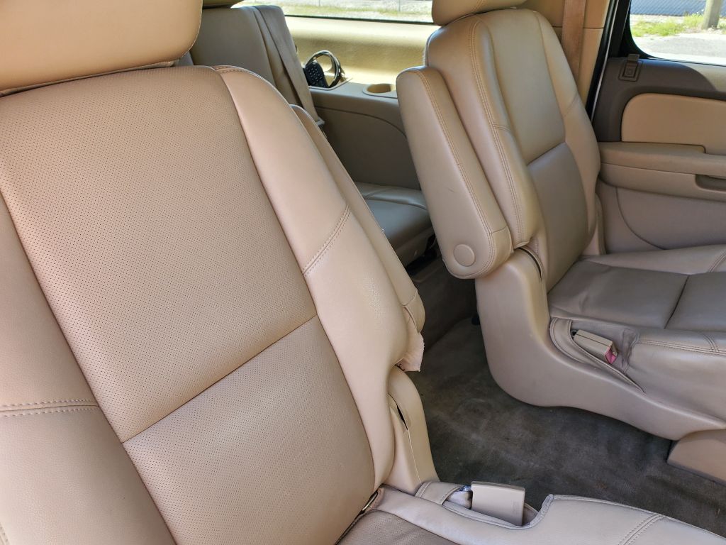 2012 Chevrolet Suburban - $6,750