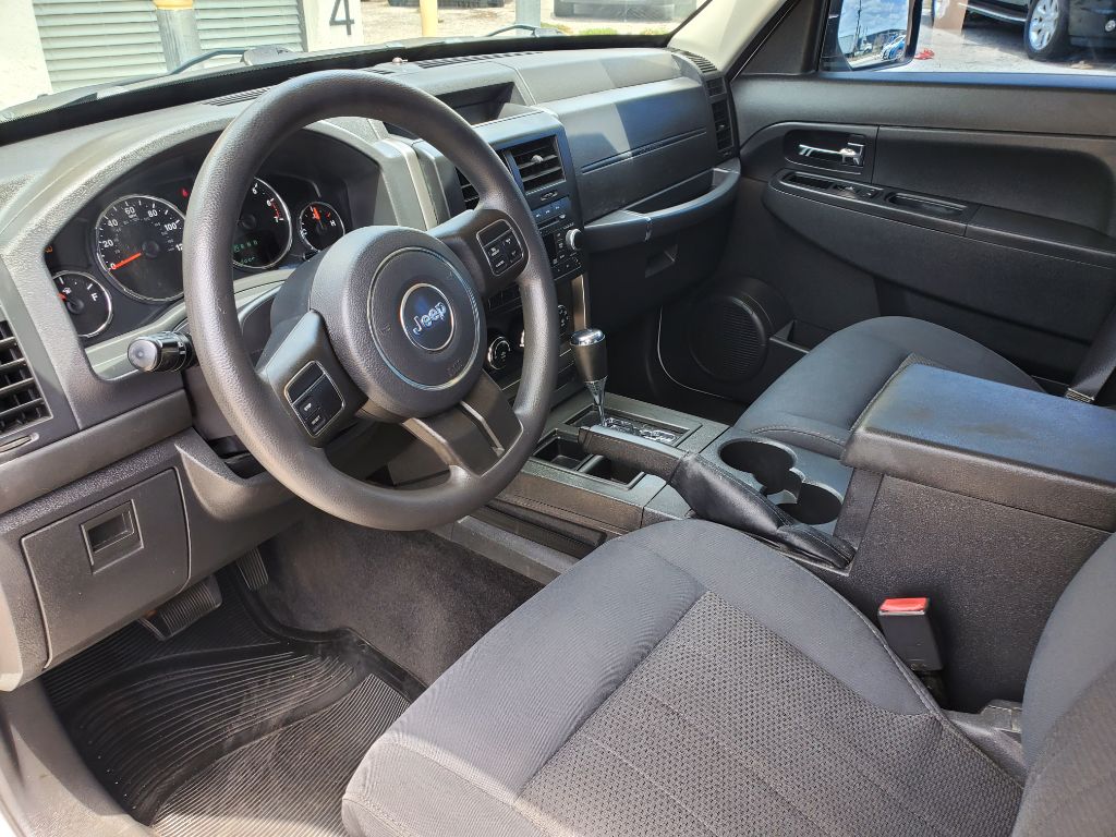 2012 Jeep Liberty - $3,750