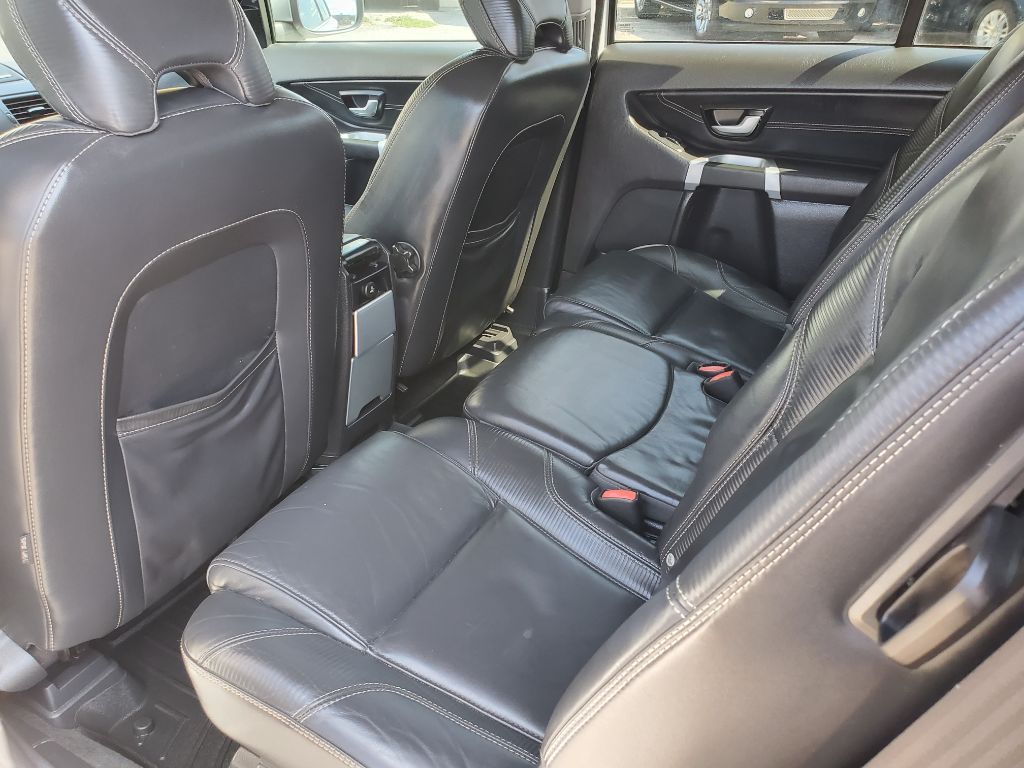 2013 Volvo XC90 - $7,250