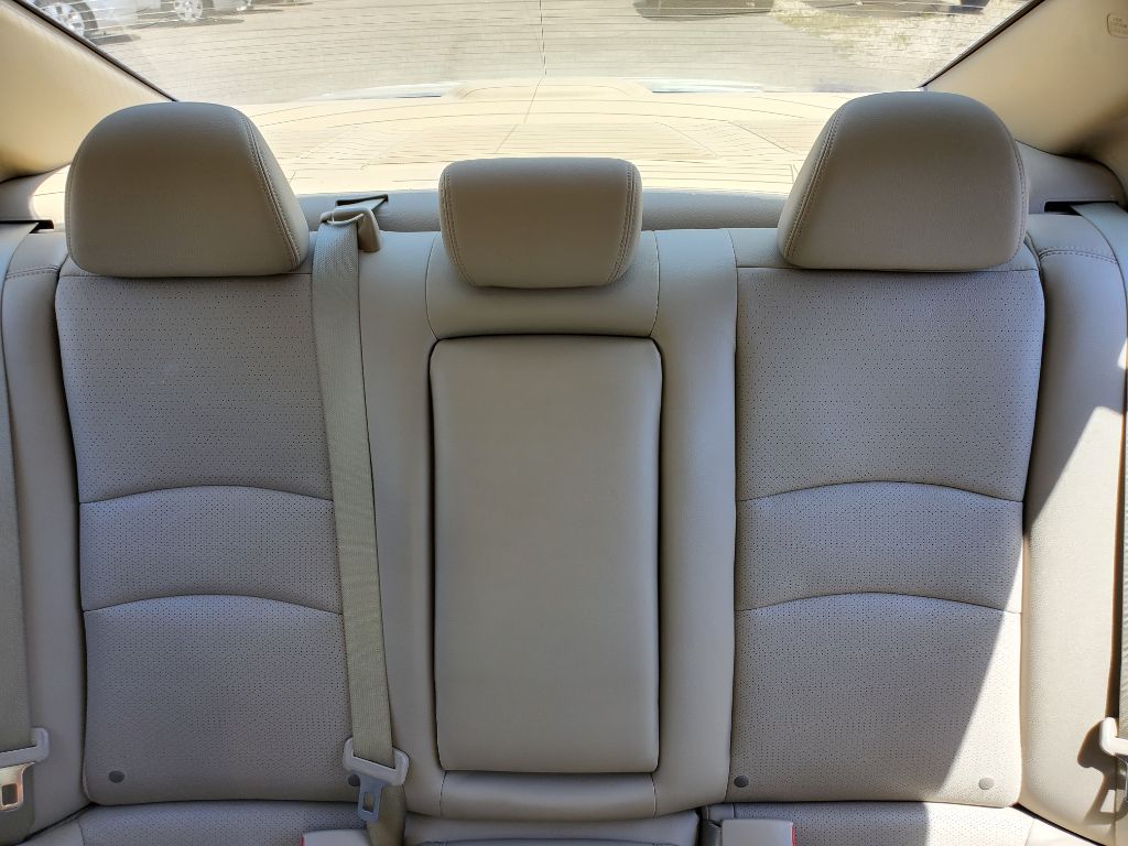 2015 Honda Accord - $9,750