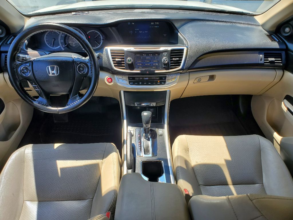 2015 Honda Accord - $9,750