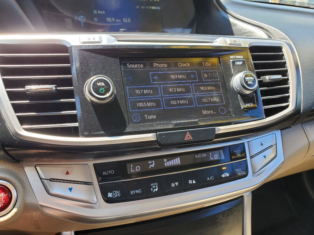 2015 Honda Accord - $9,750