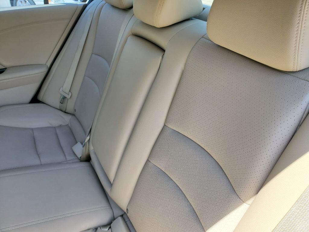 2015 Honda Accord - $9,750