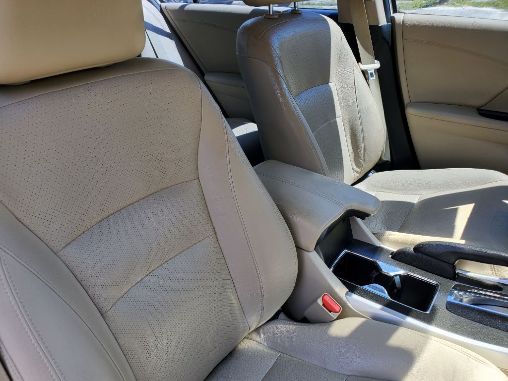 2015 Honda Accord - $9,750