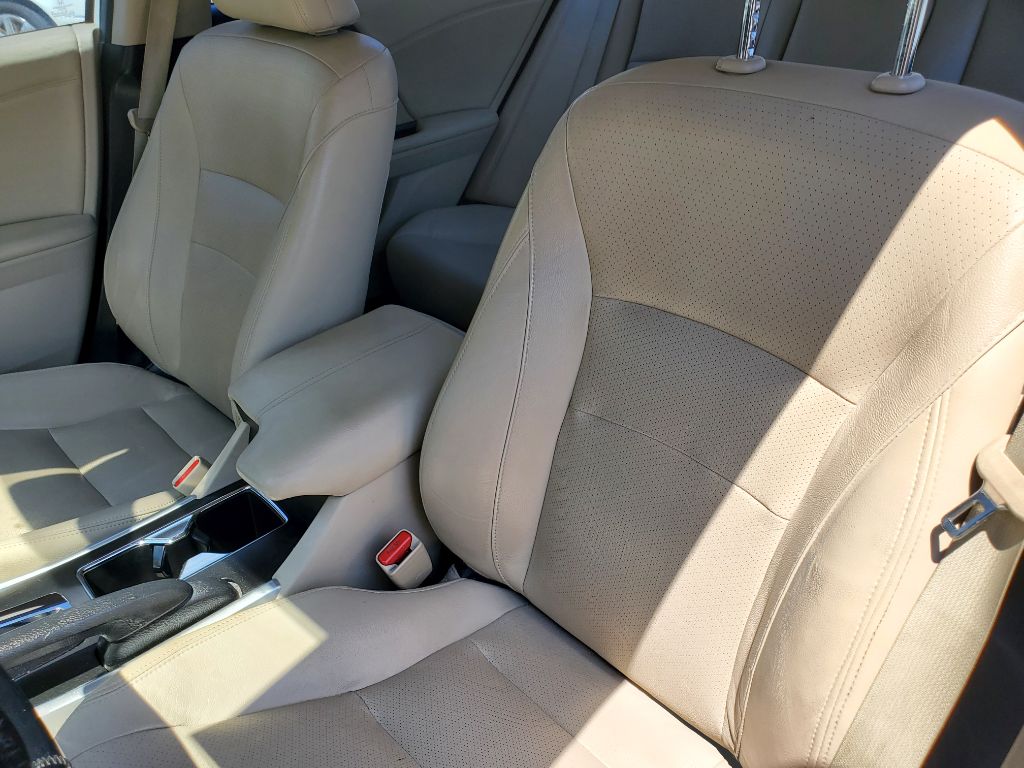 2015 Honda Accord - $9,750
