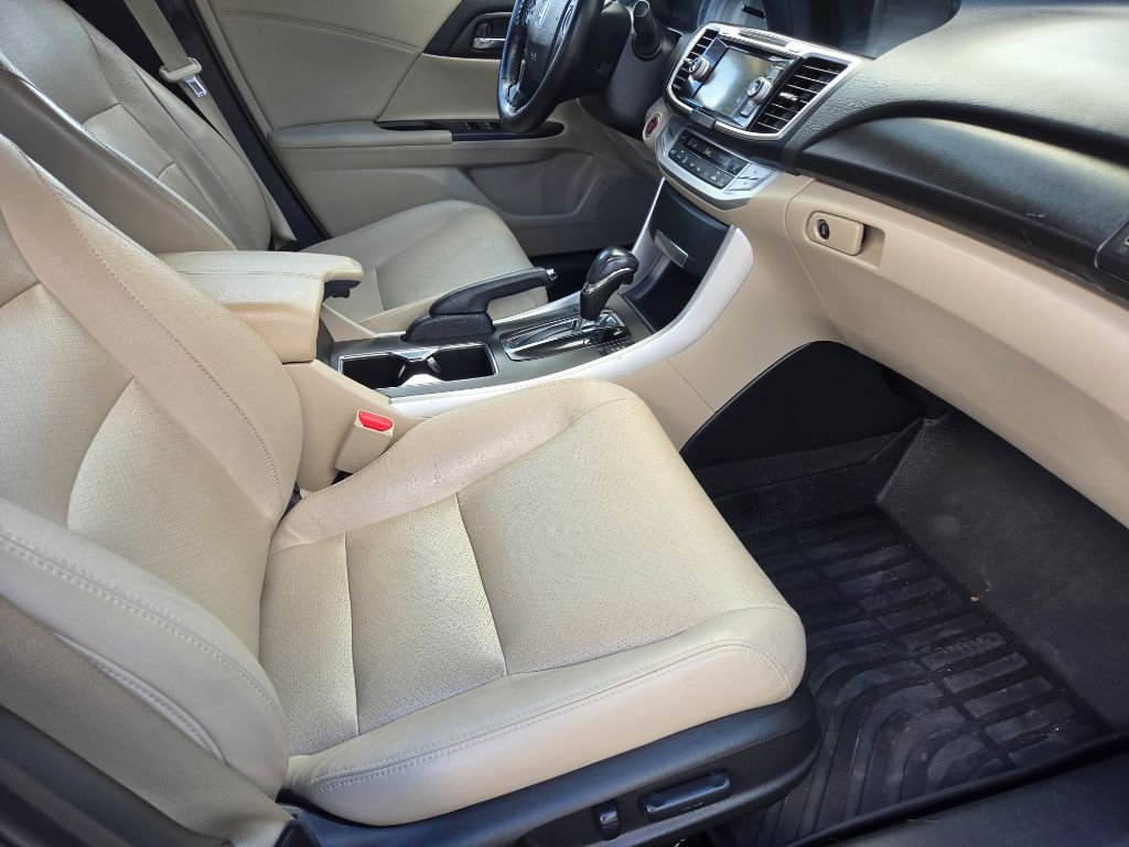 2015 Honda Accord - $7,750