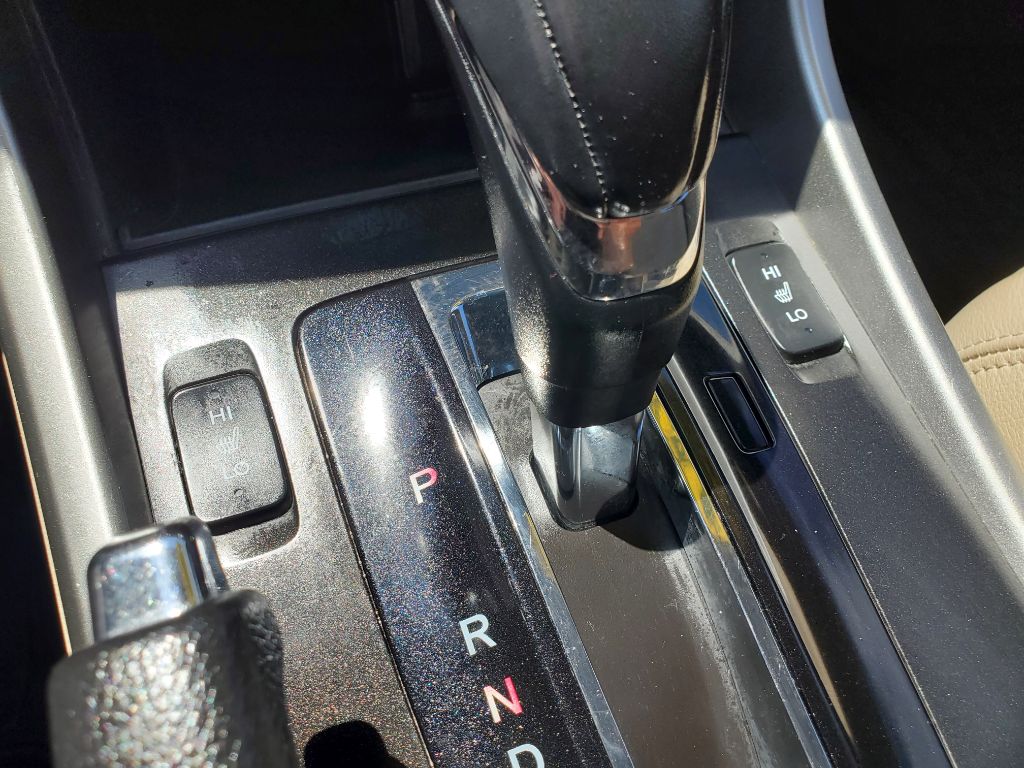 2015 Honda Accord - $9,750