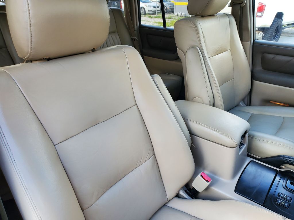 1999 Toyota Land Cruiser - $17,750