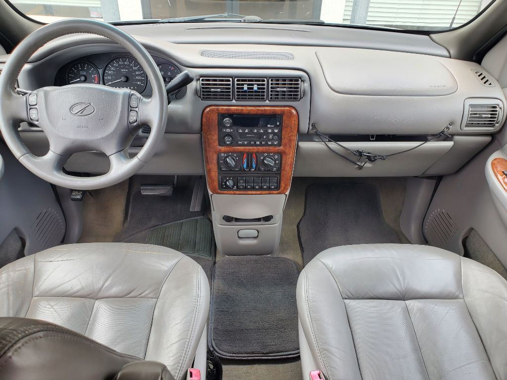 2002 Oldsmobile Silhouette - $2,750