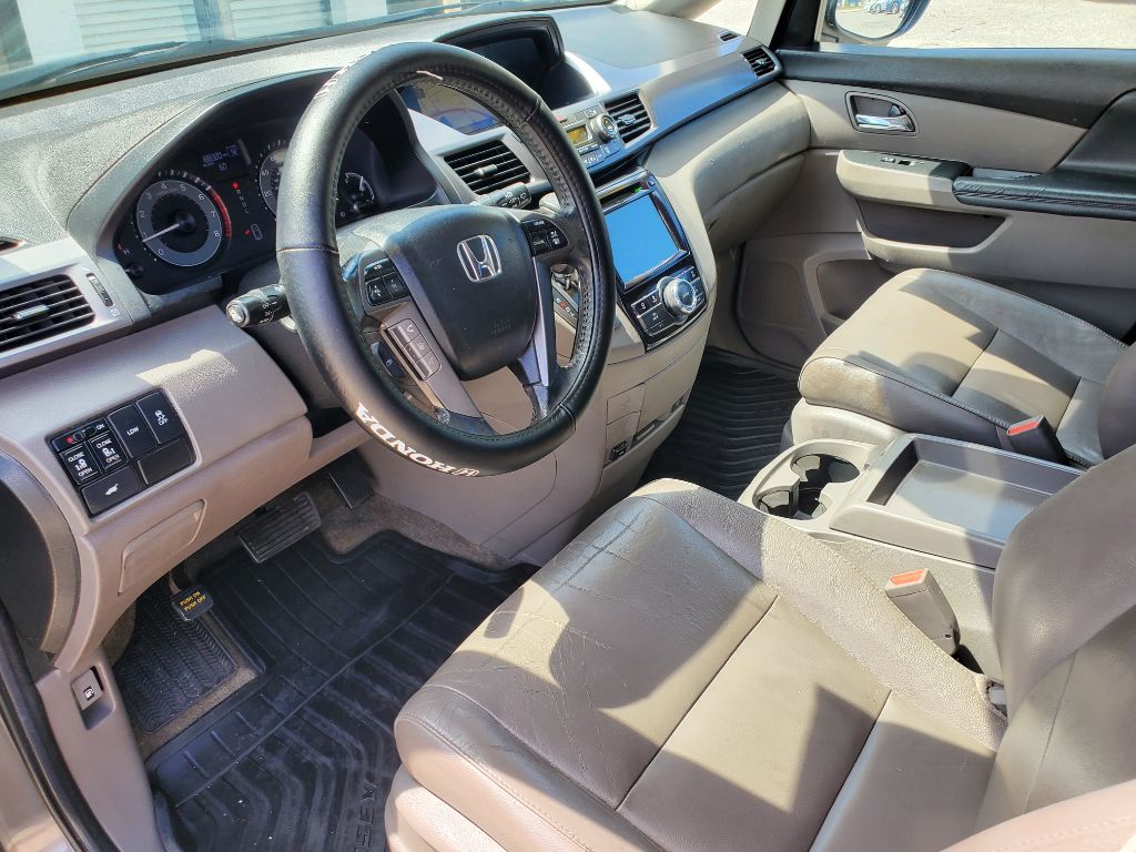 2014 Honda Odyssey - $8,750