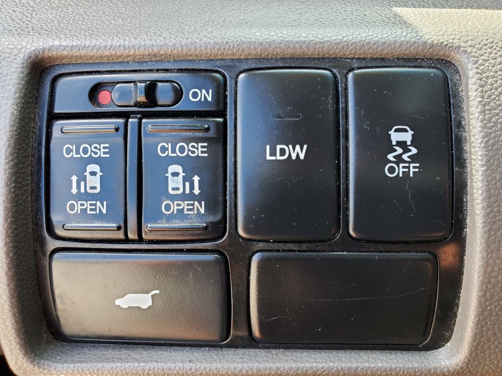2014 Honda Odyssey - $8,750