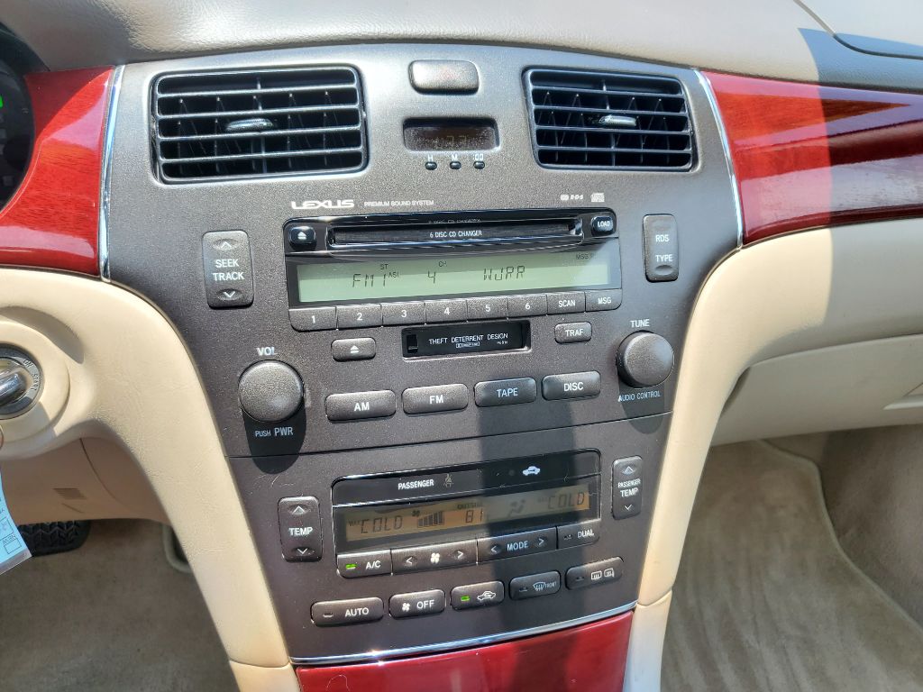 2002 Lexus ES - $7,250