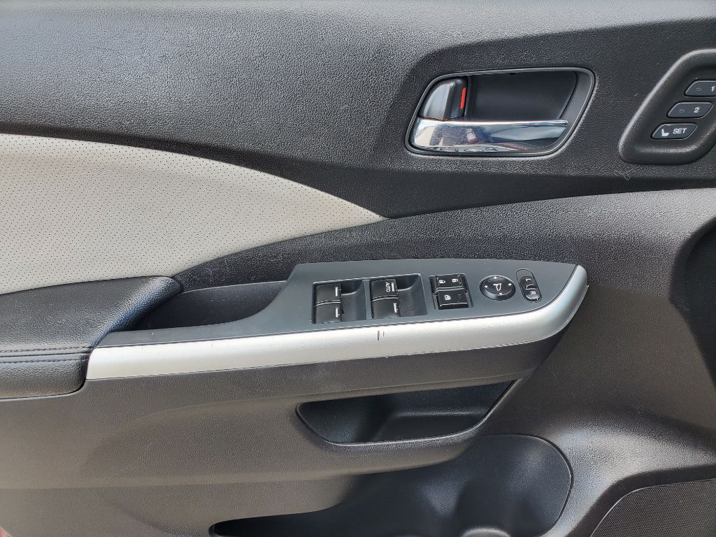 2015 Honda CR-V - $9,750