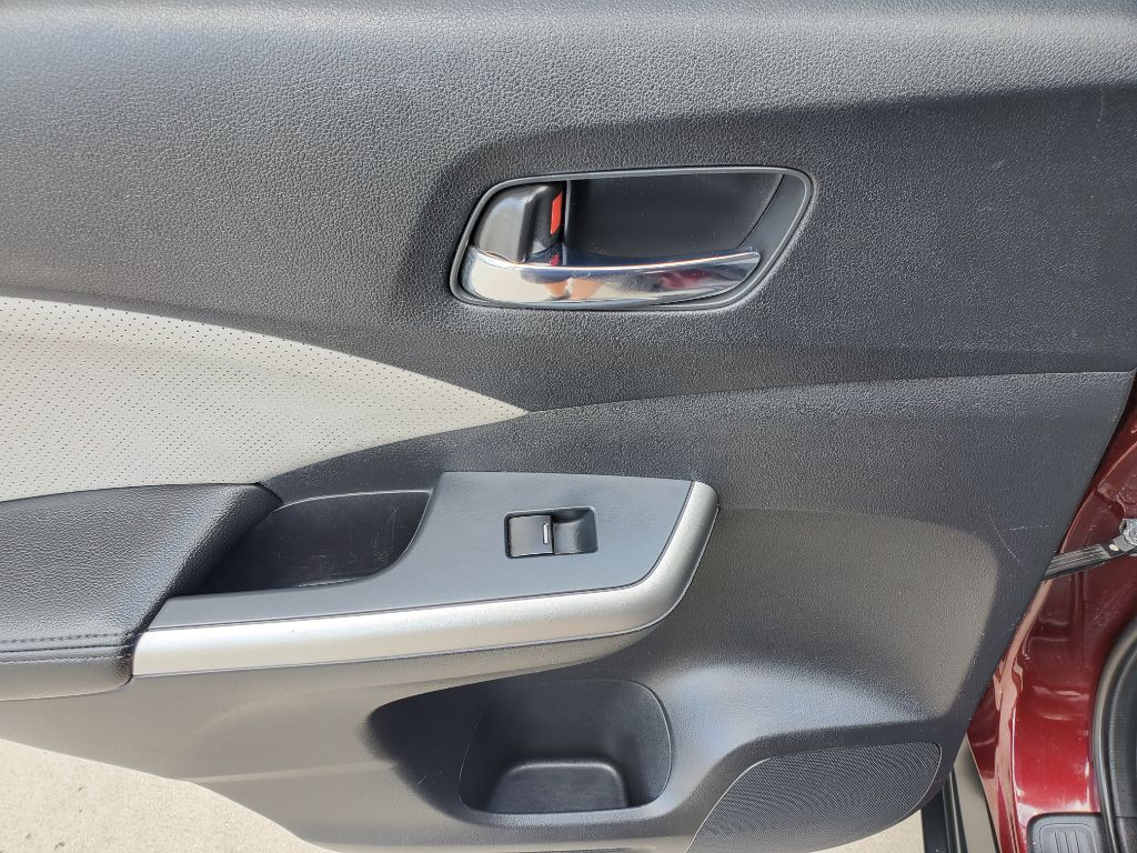 2015 Honda CR-V - $9,750