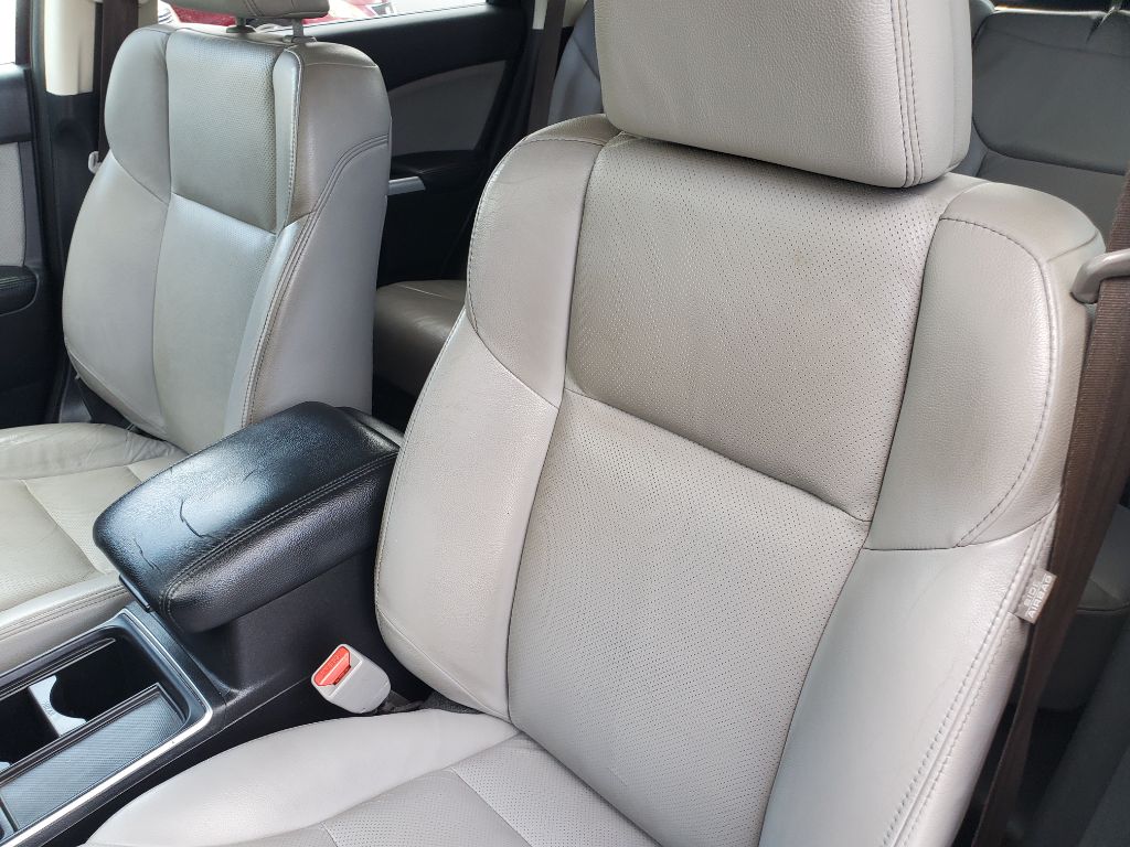 2015 Honda CR-V - $9,750
